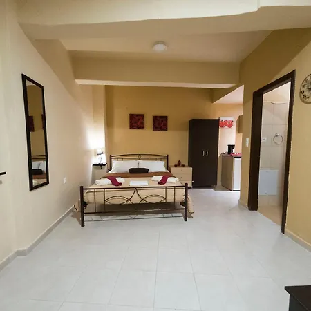 Apartment Zografos - Old Town