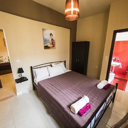 Apartment Zografos - Old Town