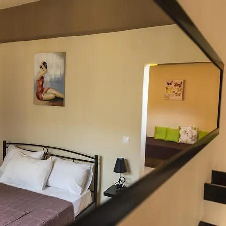 Apartment Zografos - Old Town